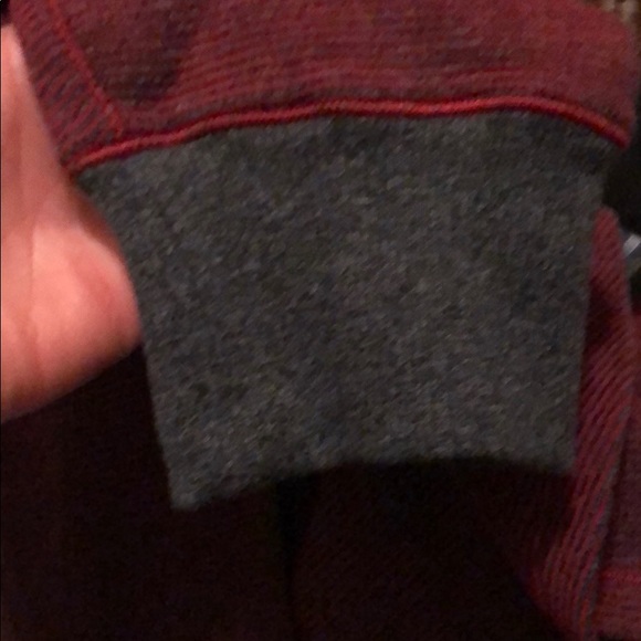Robert Graham men’s Sweater size XL